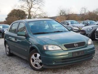 ② opel astra 1.4i 5 portes gps export marchand — opel — 2ememain