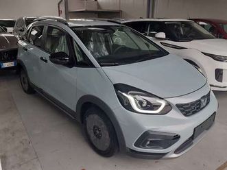 1.5 hev crosstar advance ecvt 122cv nuova