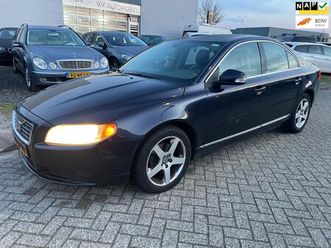 volvo s80 - 2.4 d5 momentum