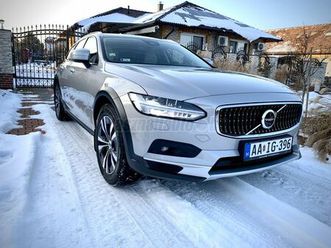 volvo v90 cross country 2.0 [b5] mhev awd core geartronic
