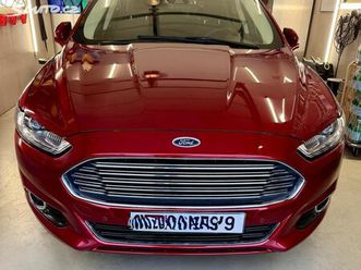 ford mondeo titanium 2.0 tdci nízký nájezd