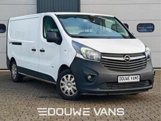 opel vivaro 1.6trekhaak camera navi airco euro6 (bj 2017) — bestelauto's — marktplaats