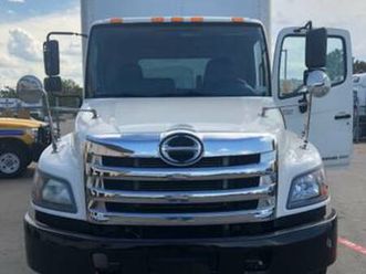 *** hino box truck - 24 ft. - liftgate ***