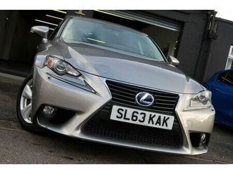 2013 lexus is 300h 2.5 se