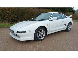 1998 toyota mr2 blanc manuel, 5 vitesses conduite à droit...