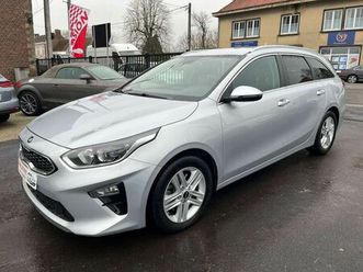 d sw ceed / 1.6 crdi more automatique 1e