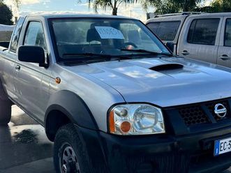 nissan np 300 king cab