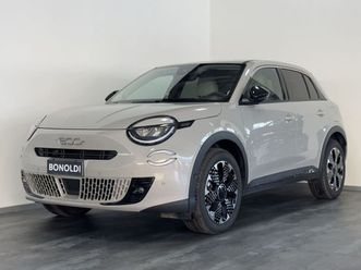 600 (2023-->) 600 hybrid 110 cv dct mhev la prima