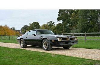 1976 pontiac firebird trans am t top signed by burt reynold a vendre