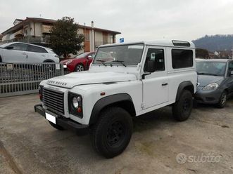 land rover defender 2.2 td4
