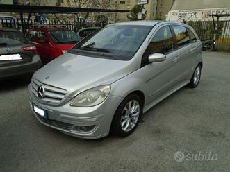 classe b200 '08 175000 km c autom ok neop