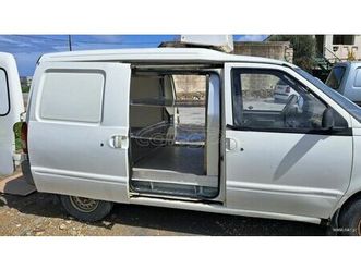 nissan vanette 1998