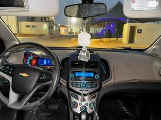 lt אוט׳ האצ'בק 5 דל 1.6 (116 כ״ס)