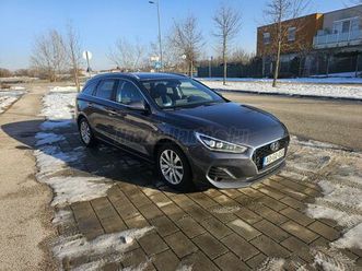 hyundai i30 1.4 t-gdi premium dct