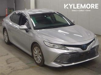 toyota camry hybrid - factory alloys - reverse cam