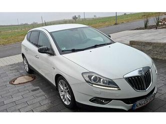 lancia delta 1.6 multijet 16v oro automatik