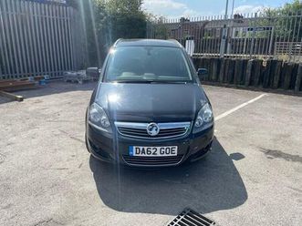 1.6 16v design euro 5 5dr (snav)