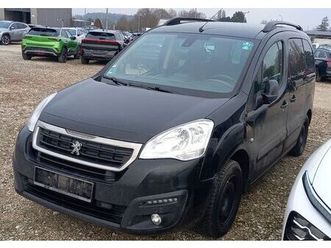 peugeot partner tepee 1.2 benzin - klima - ahk - euro 6