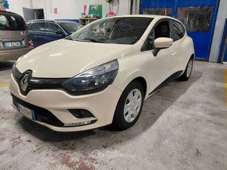 clio 1.5 dci business 75cv autocarro con posti