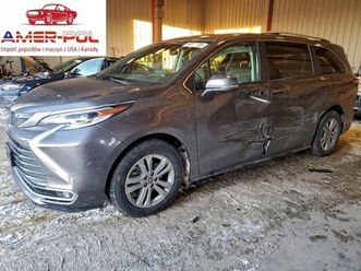 toyota sienna limited 2023 2.5 hybryda 245km