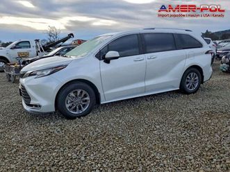 toyota sienna toyota sienna xle fwd 2022 , run and drive , od firmy ubezp