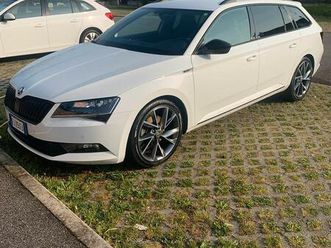skoda superb sportline