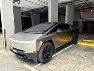 tesla cybertruck all wheel drive