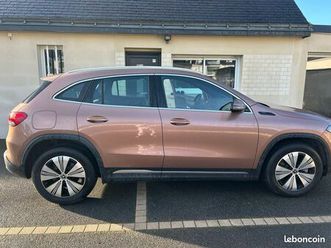 mercedes eqa business line