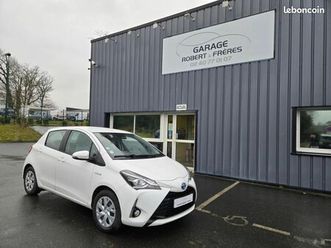 toyota yaris hybride affaires mc2 100h dynamic business