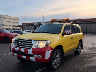 land cruiser v8 4.5 d-4d linea luna **6000 kg (ahk)** original farbe schwarz**