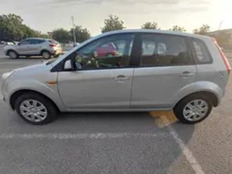 ford figo standard
