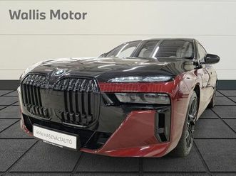 bmw i7 xdrive60 101,7kwh full-full individual 5 év gyári garancia! új ár 74.8m ft. téli/nyári szerelt gar