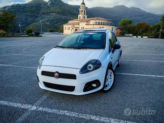 grande punto t-jet allestimento abarth esterno