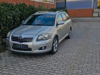 toyota avensis t25 2.2 d-cat kombi