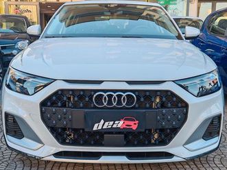 audi a1 citycarver 30 tfsi identity contrast