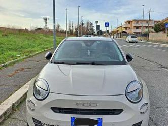 600 1.2 hybrid 110cv auto