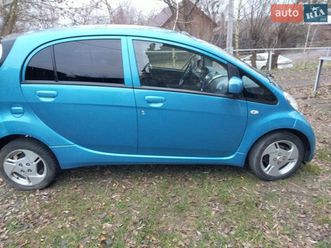 mitsubishi i-miev 2014