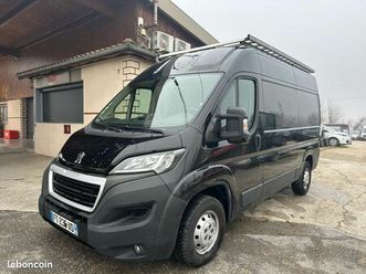 peugeot boxer fg 335 l2h2 2.2 bluehdi 140 cv s&s bvm6 asphalt galerie échelle faible kilométrage noir tva