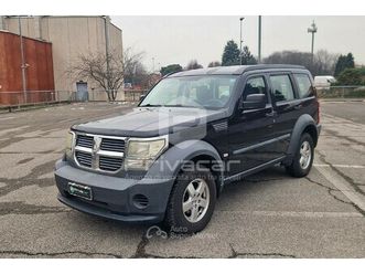 dodge nitro 2.8 crd dpf se 4wd auto