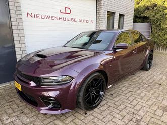 dodge charger - srt 6.4 hemi v8 scatpack widebody, 35.257km