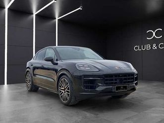 porsche cayenne coupe 3.0 e-hybrid black edition c 22/scarichi