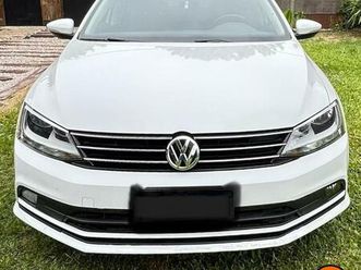 volkswagen vento confortline 1.4 turbo