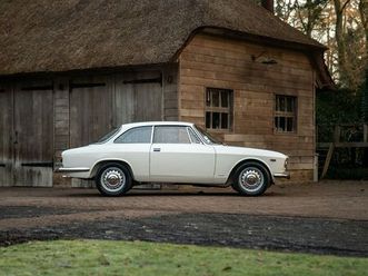 alfa romeo gt - 1300 junior | recently restored | 25-year-ownership