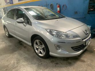 sedan feline 2.0 flex 16v 4p aut.