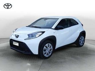 aygo x 1.0 vvt-i 72 cv 5 porte active s-cvt