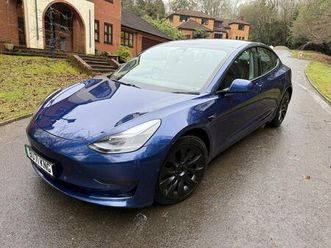 standard range plus auto rwd 4dr