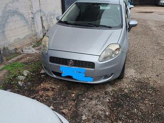auto fiat grande punto emoticon