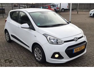 hyundai i10 - 1.0i i-motion comfort