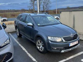 octavia combi scout 2,0 tdi 184 dsg6 4x4