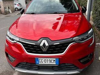 arkana 1.6 e-tech rossa